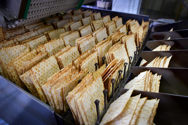 המדינה שוקלת להכניס את המצות ל"מחיר המפוקח" כדי להוזילן