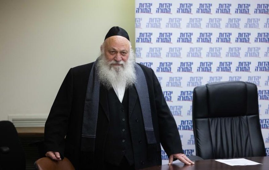 בעקבות פגישת גדולי הדור: יצחק גולדקנופף מתפטר מתפקידו כשר במשרד רה"מ בעקבות פגישת גדולי הדור: יצחק גולדקנופף מתפטר מתפקידו כשר במשרד רה"מ