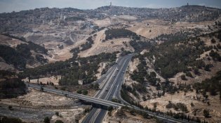 ירושלים כבישים סביב לה: יציאה חדשה ממעלה אדומים לכביש 1 נפתחת מחר