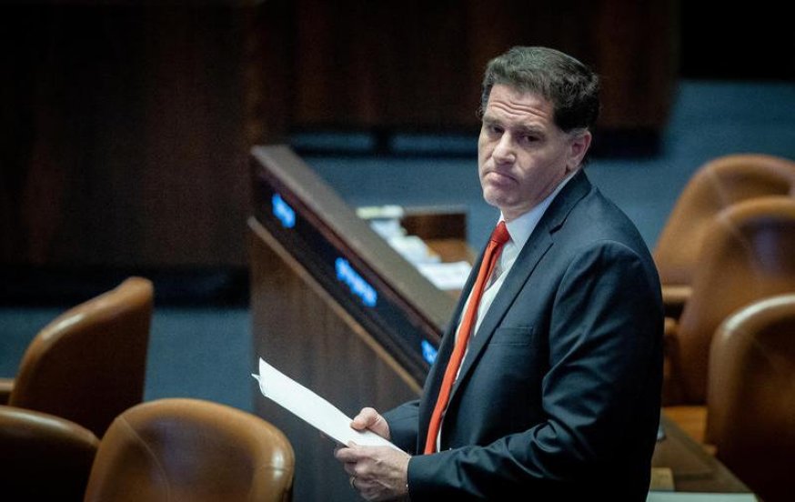 השר רון דרמר החזיק במניות במכון הסקרים של מנו גבע השר רון דרמר החזיק במניות במכון הסקרים של מנו גבע