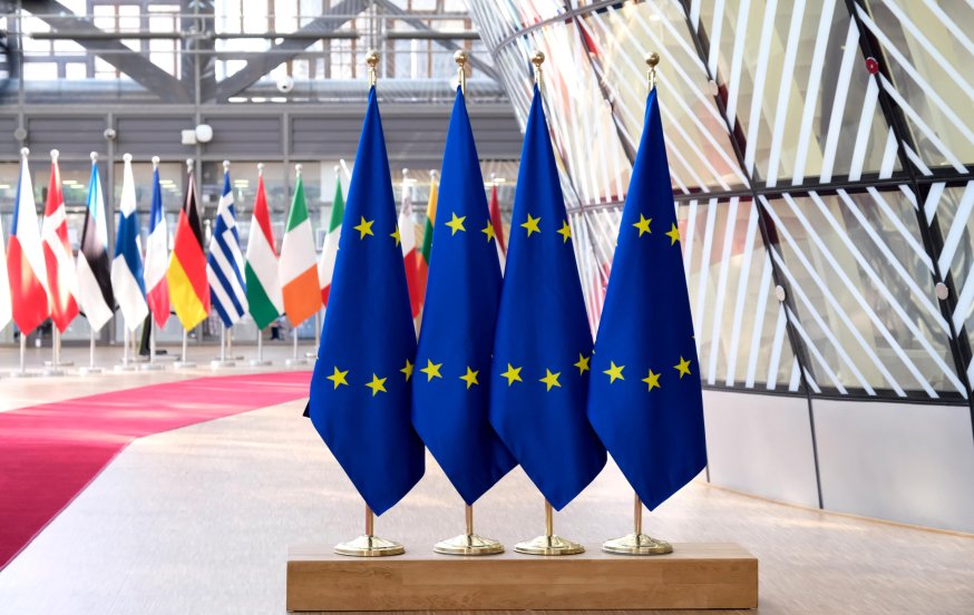 האיחוד האירופי מטיל קנסות אדירים על חברות הענק אפל ומטא האיחוד האירופי מטיל קנסות אדירים על חברות הענק אפל ומטא