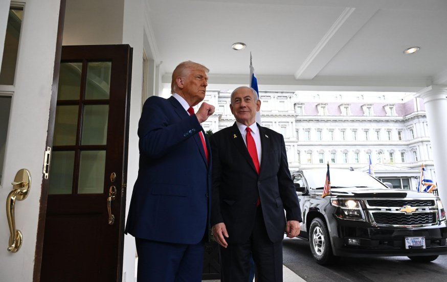 טראמפ דוחק את נתניהו לפינה: "ננטוש אתכם ללא סיום המלחמה" טראמפ דוחק את נתניהו לפינה: "ננטוש אתכם ללא סיום המלחמה"