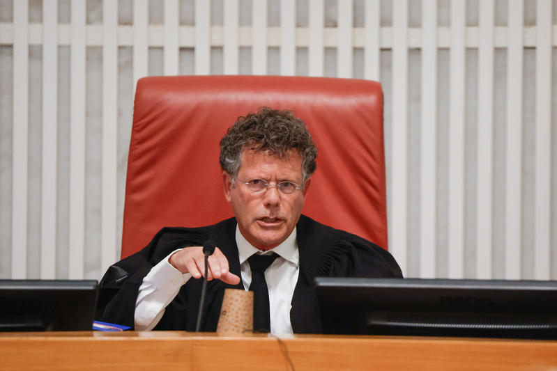 בג"ץ בפשרה זמנית: רונן בר ישאר ראש השב"כ, לפחות עד אחרי פסח