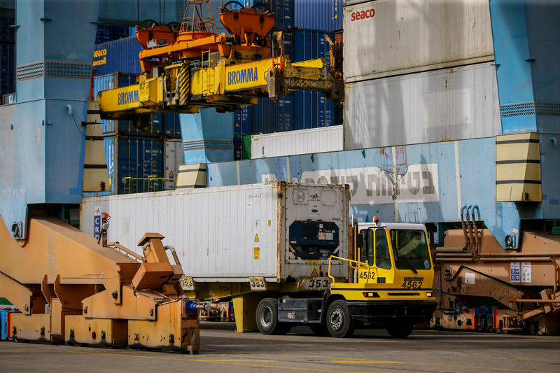 נמל אשדוד התייצב תחת אש, והרוויח הון עתק