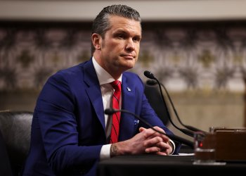 טלטלה בפנטגון: שר הביטחון של טראמפ יסיים את תפקידו?