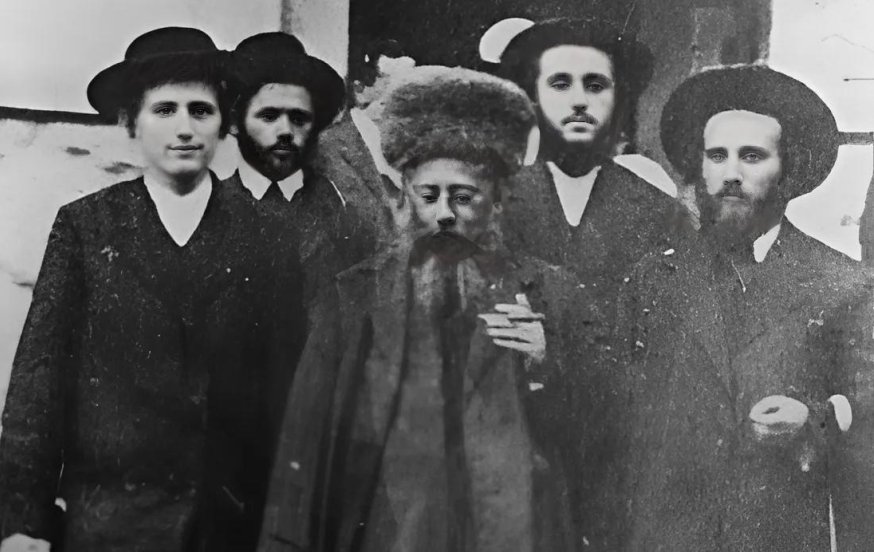 מחבר הספר "קדושת ציון" תהה: "כלום אפשר להסתתר מחבלי משיח?"