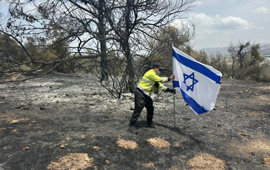 השריפה כילתה 20,000 דונמים; 21 לוחמי אש נפצעו קל