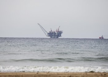 ישראל וקפריסין תחוברנה בכבל חשמל אדיר - שיגיע גם לאירופה