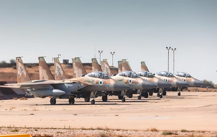 ימי הכרעה בפתח? ארה"ב מפנה שגרירויות ובסיסים בקרבת איראן