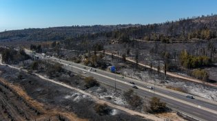 לשונות של אש: כך נראים הרי ירושלים לאחר שריפת הענק