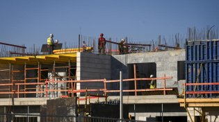 משקיעי הנדל"ן שוב פותחים את הכיס - למרות המסים והמלחמה