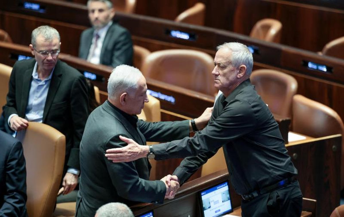 הכנסת אישרה: מבנה ממשלת החילופים והעיקרון הפריטטי בוטלו