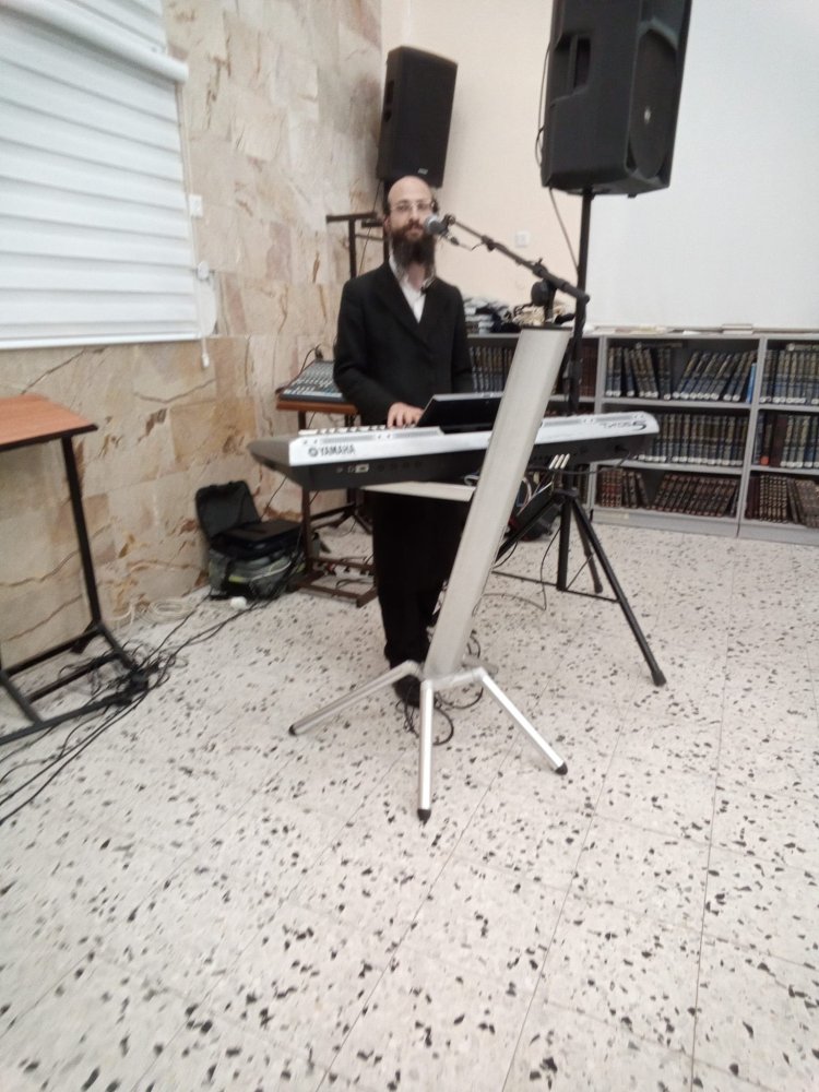 מעמד רב רושם לכבוד מרן שר ההתמדה זצוק"ל