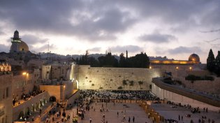 פוקדי הכותל המערבי בשבועות יזכו לערכת קידוש פרטית לאחר מוסף