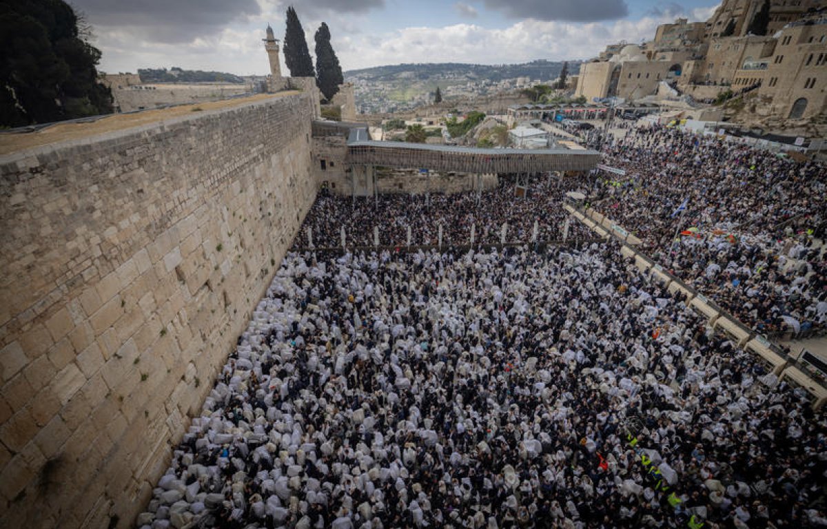 "ה' ילחם לכם": הצטרפו לקריאת פרקי תהלים חשובים לעת צרה למען הצלחת עם ישראל