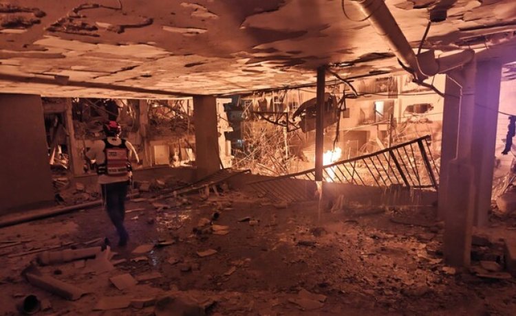 זירת הפגיעה הישירה בבת ים  (צילום: השימוש בתמונה נעשה על פי סעיף 27א)