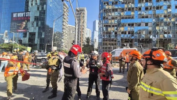 זירת הנפילה בבורסה. (צילום: כבאות והצלה)