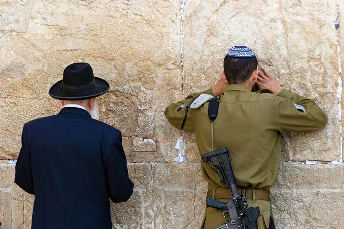 אנחנו בימי רחמים גדולים של ה' יתברך, ולכן עלינו להתמקד אך ורק בטוב אנחנו בימי רחמים גדולים של ה' יתברך, ולכן עלינו להתמקד אך ורק בטוב