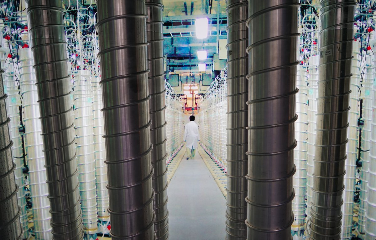 איראן מודה: "מתקני הגרעין שלנו נפגעו קשות"; ישראל עדיין חוששת