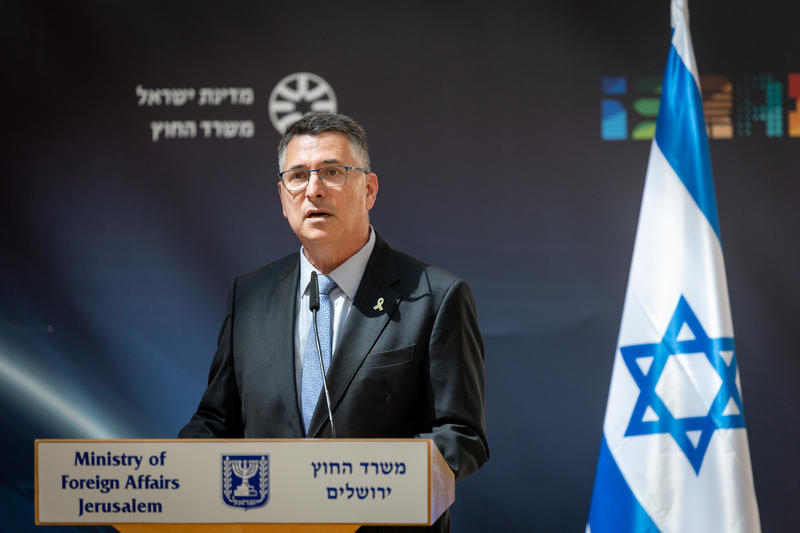 שר החוץ מדגיש: גם אם נעשה שלום עם סוריה - לא ניסוג מרמת הגולן