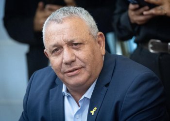 איזנקוט קורא לקיום העסקה הכוללת: "כולם חייבים לחזור"