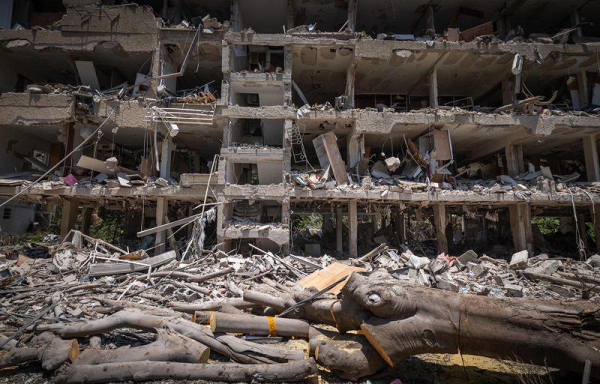 הרס הטילים האיראניים: יותר מחצי מאתרי הבנייה בתל אביב - נסגרו 