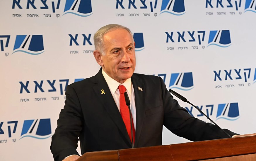 רה"מ נתניהו: "נשמח לקבל מארה"ב את המפציץ B2" רה"מ נתניהו: "נשמח לקבל מארה"ב את המפציץ B2"