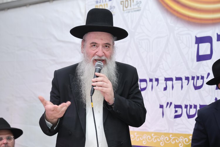 אור חדש בשכונת הסופרים: נחנך תלמוד תורה ובית יעקב במעמד רבנים ואישי ציבור