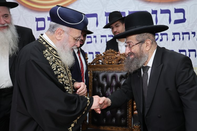 אור חדש בשכונת הסופרים: נחנך תלמוד תורה ובית יעקב במעמד רבנים ואישי ציבור