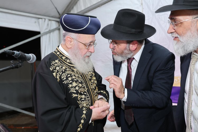 אור חדש בשכונת הסופרים: נחנך תלמוד תורה ובית יעקב במעמד רבנים ואישי ציבור