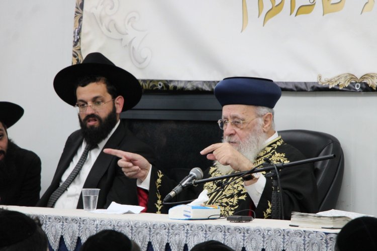 הראשון לציון הגר"י יוסף בשיעור חיזוק בבני ברק: ״הכח של בין הזמנים מלווה אתכם עד אלול״