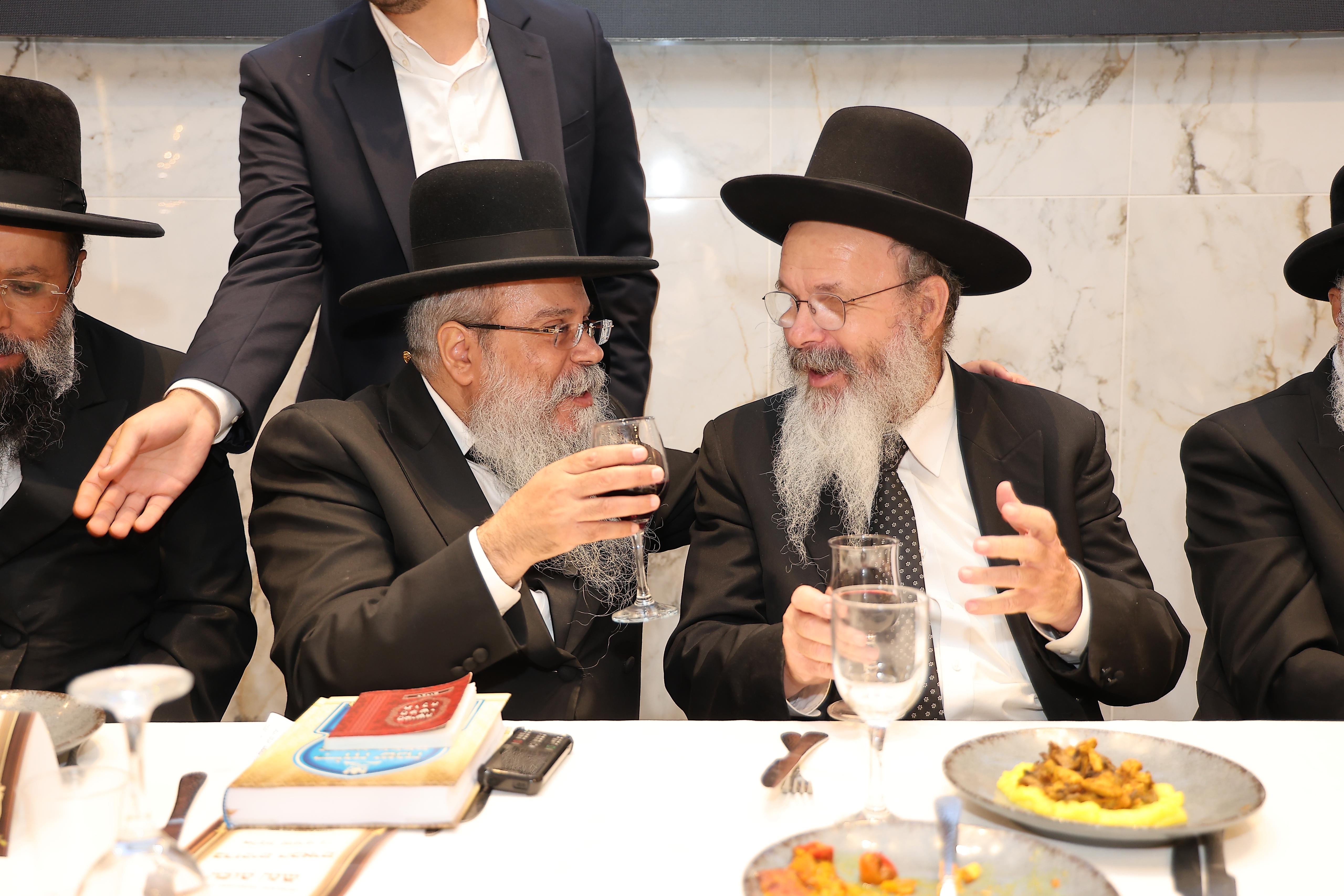 שמחת הבר מצוה לנין חבר מועצת חכמי התורה