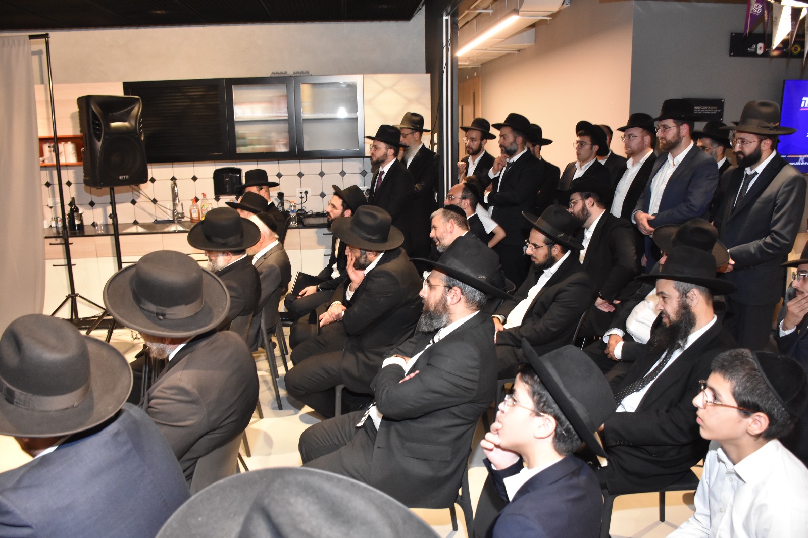 במעמד מרן הראשון לציון נחנך בית ההוראה העולמי של ערוץ 2000