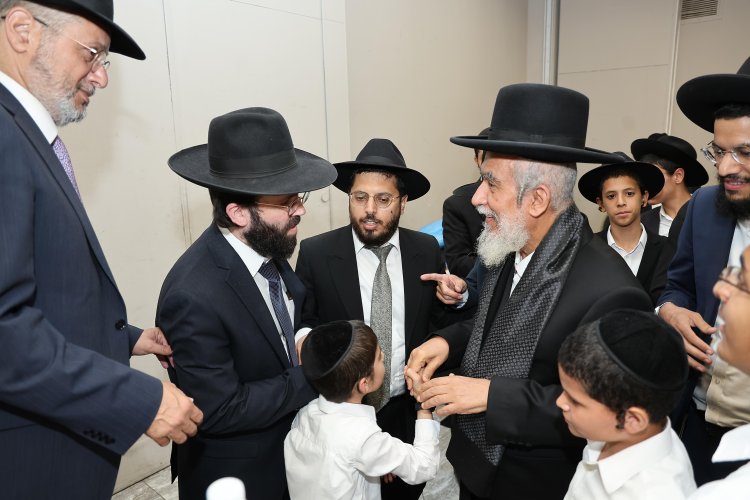 מעמד הקבלת פני רבו למרן עמוד ההוראה הגאון הגדול הרב יצחק רצאבי שליט"א, שע"י מוסדות נתיבות מהרי"ץ מעמד הקבלת פני רבו למרן עמוד ההוראה הגאון הגדול הרב יצחק רצאבי שליט"א, שע"י מוסדות נתיבות מהרי"ץ