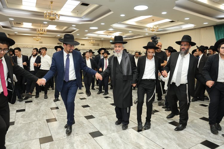 מעמד הקבלת פני רבו למרן עמוד ההוראה הגאון הגדול הרב יצחק רצאבי שליט"א, שע"י מוסדות נתיבות מהרי"ץ מעמד הקבלת פני רבו למרן עמוד ההוראה הגאון הגדול הרב יצחק רצאבי שליט"א, שע"י מוסדות נתיבות מהרי"ץ