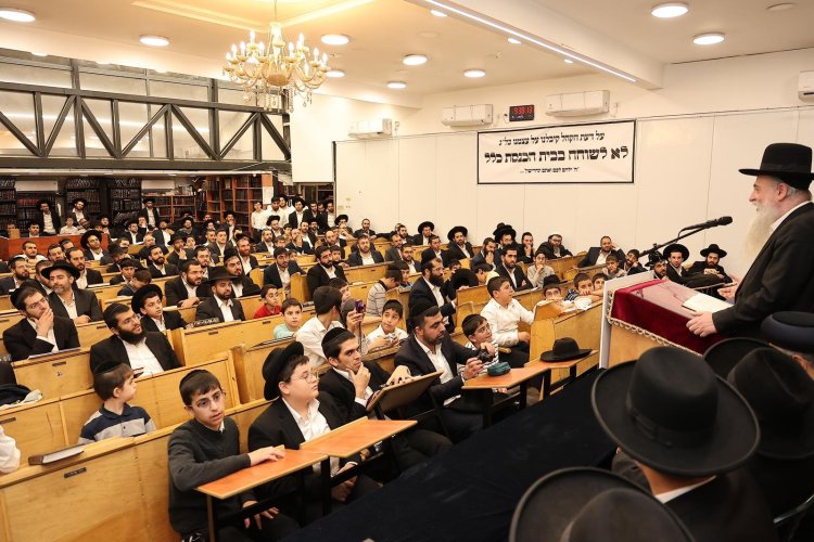 מעמד מרומם בפתיחת סניפי רשת הכוללים "ברכת אברהם", צילום: נועם אליהו מעמד מרומם בפתיחת סניפי רשת הכוללים "ברכת אברהם", צילום: נועם אליהו