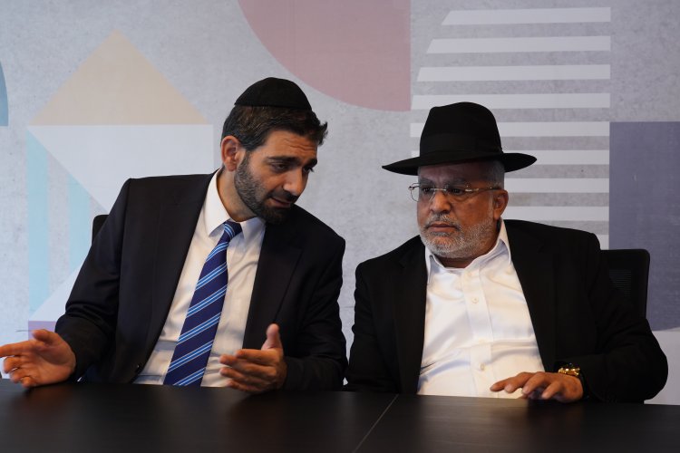 השר לשעבר מיכאל מלכיאלי בביקור מיוחד במשרדי ערוץ 2000 השר לשעבר מיכאל מלכיאלי בביקור מיוחד במשרדי ערוץ 2000