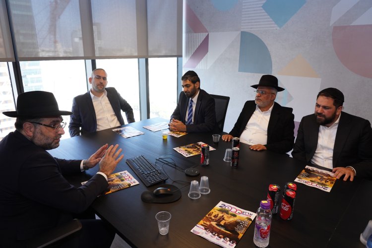 השר לשעבר מיכאל מלכיאלי בביקור מיוחד במשרדי ערוץ 2000 “הבית של היהדות'': השר לשעבר מיכאל מלכיאלי בביקור מיוחד במשרדי ערוץ 2000 החדשים