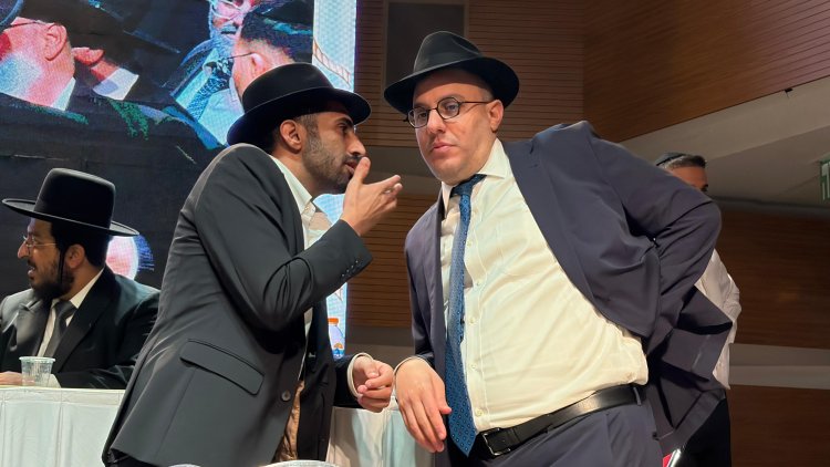 ראש העין: מעמד הכתרה מרומם ומרגש לרב העיר (צילום: שלמה יוסף)