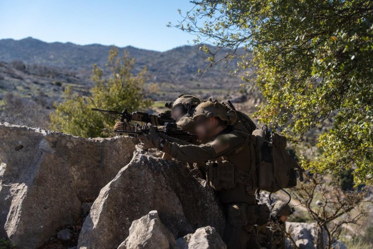 לוחמי המילואים פועלים עמוק בהר דב (צילום: דובר צה"ל)