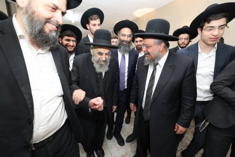 מעמד הסיומים בישיבת תורת אברהם (צילום יעקב כהן)