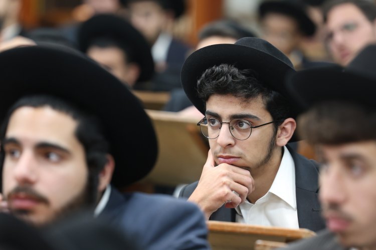 מעמד הסיומים בישיבת תורת אברהם (צילום יעקב כהן)