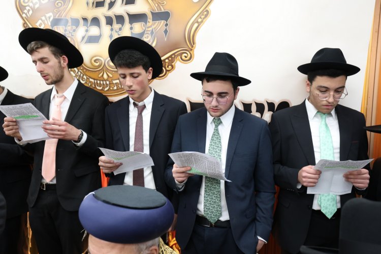 מעמד הסיומים בישיבת תורת אברהם (צילום יעקב כהן)