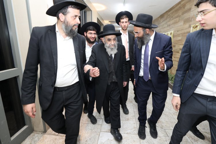 מעמד הסיומים בישיבת תורת אברהם (צילום יעקב כהן)