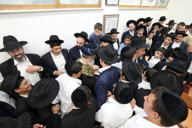 במודיעין עלית התכנסו לייסד כולל חדש במעמד גדולי התורה (צילום יעקב כהן)