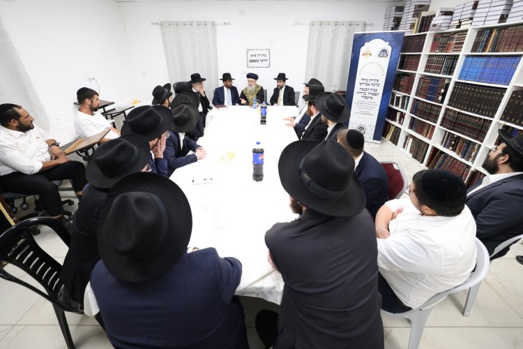 במודיעין עלית התכנסו לייסד כולל חדש במעמד גדולי התורה (צילום יעקב כהן)