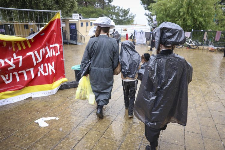מירון 2026: הילולת הרשב"י במתכונת מצומצמת עם הדלקות בציון (צילום: David Cohen/Flash90)
