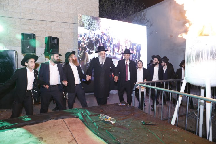 במעמד רב רושם התכנסו תושבי ביתר לחגוג את הילולת רשב''י | צפו בגלריה