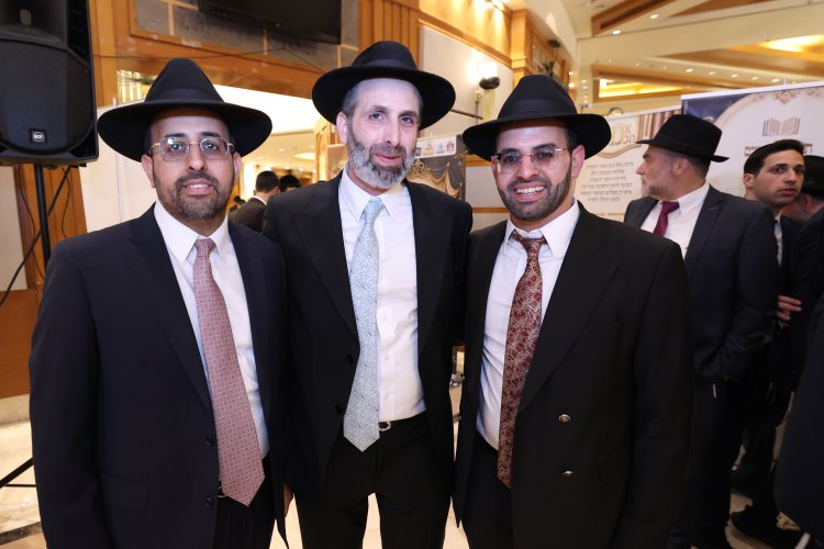 ראש עיריית אלעד השיא את ביתו - רבנים ואישי ציבור הגיעו לשמחה (צילום: יעקב כהן)