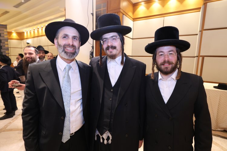 ראש עיריית אלעד השיא את ביתו - רבנים ואישי ציבור הגיעו לשמחה (צילום: יעקב כהן)